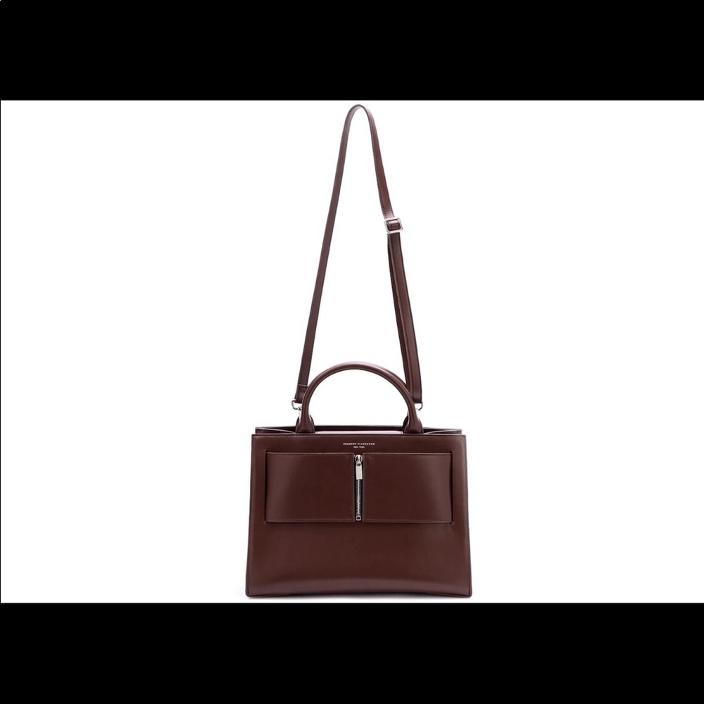 NWT BRANDON BLACKWOOD JUMBO KUEI
CROSSBODY (NWT I BLACK LEATHER)